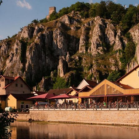 Bierhotel - Hotel & Brauereigasthof Schneider Ессінг Екстер'єр фото