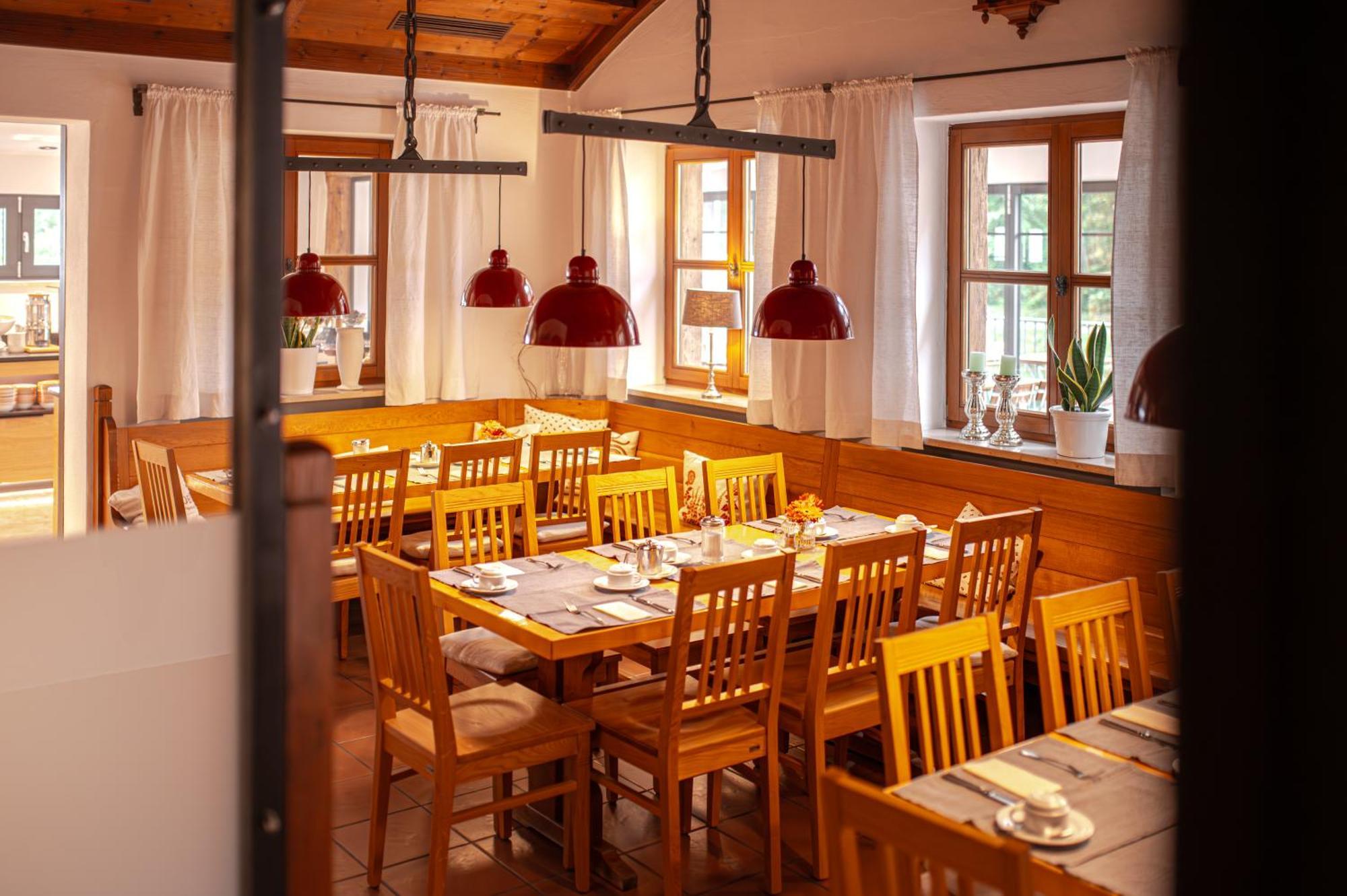 Bierhotel - Hotel & Brauereigasthof Schneider Ессінг Екстер'єр фото